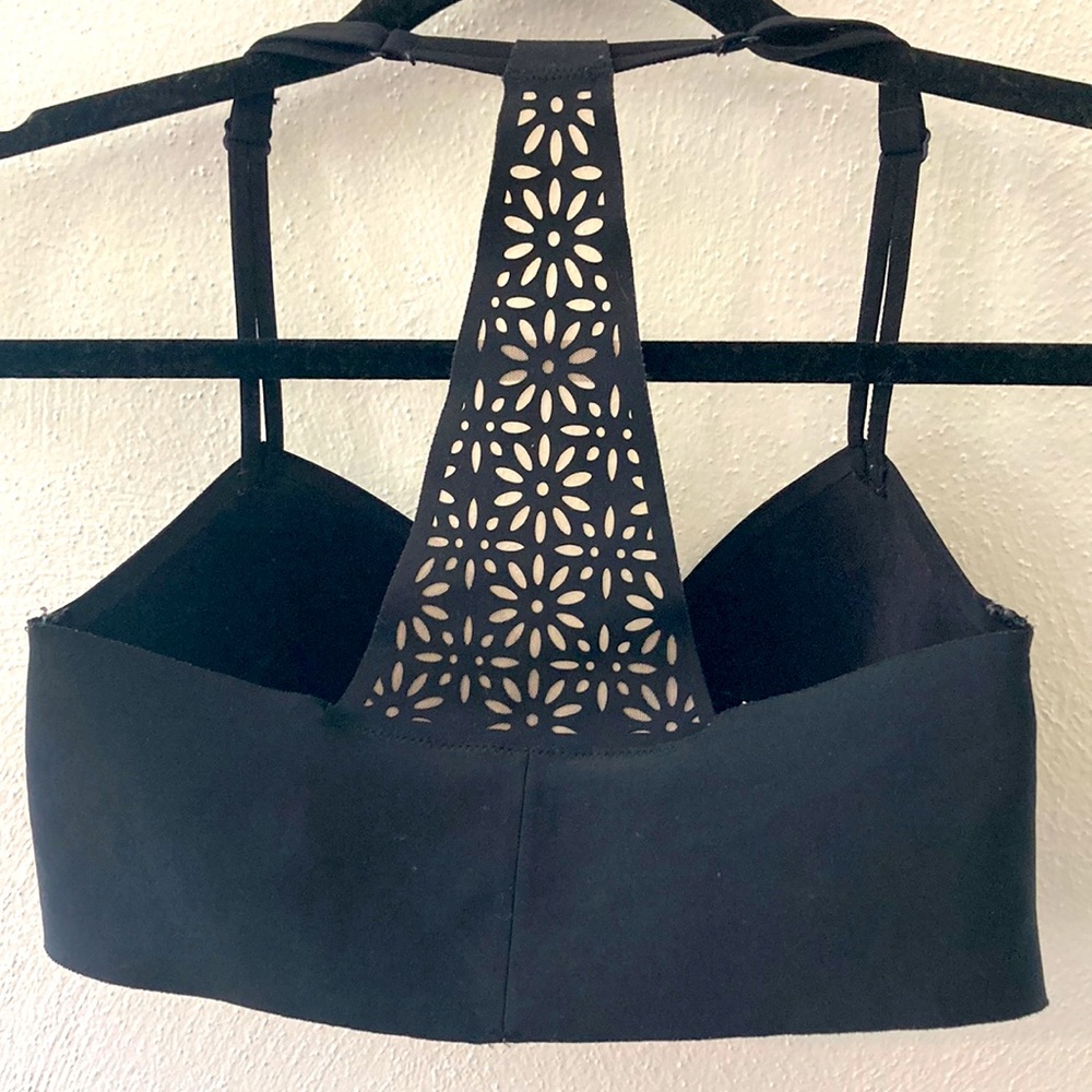 EUC Victoria’s Secret Bra 32DD